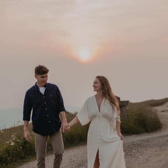 Meet your Posher, Austin - Picture 1 of 1